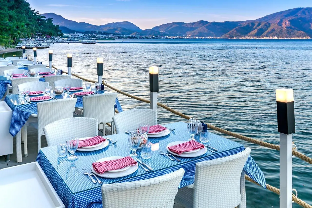 Grand Yazici Club Marmaris Palace 4*,