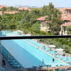sea-breeze-resort-baku.aboutbakuhotels.com/